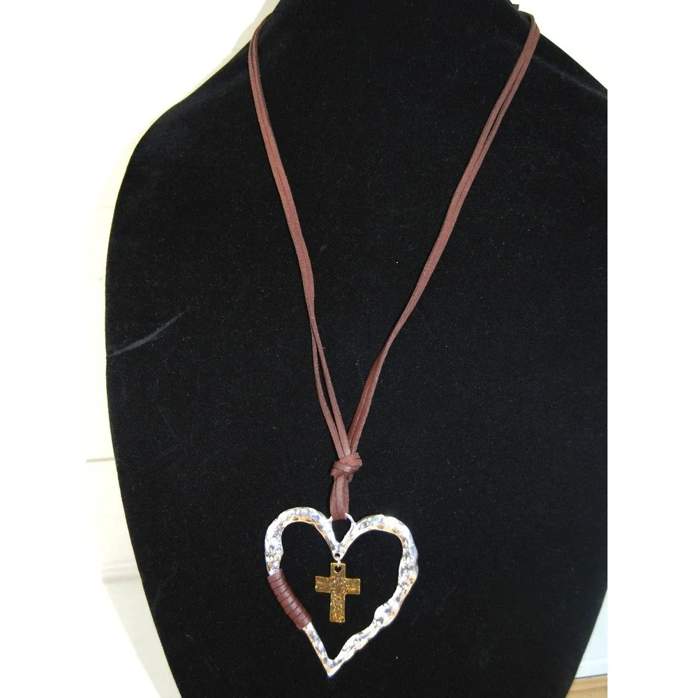 Leather Necklace NWOT Silver-tone hollow Dangle Heart & Cross pendant Rope